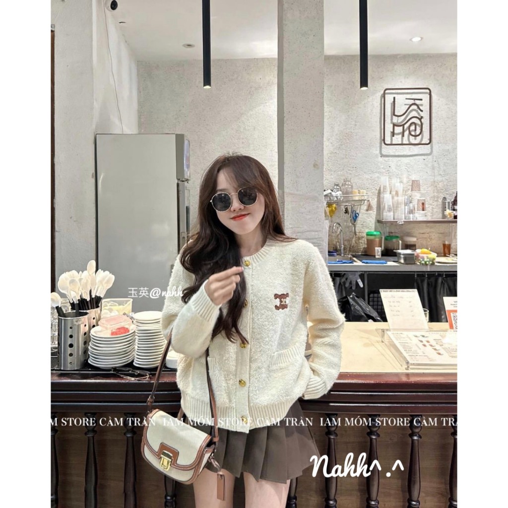 Áo khoác cardigan lông xù cổ tròn cúc vàng thêu chữ X KĐ48