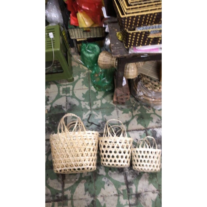 Đồ mây tre đan.Góc địa phương