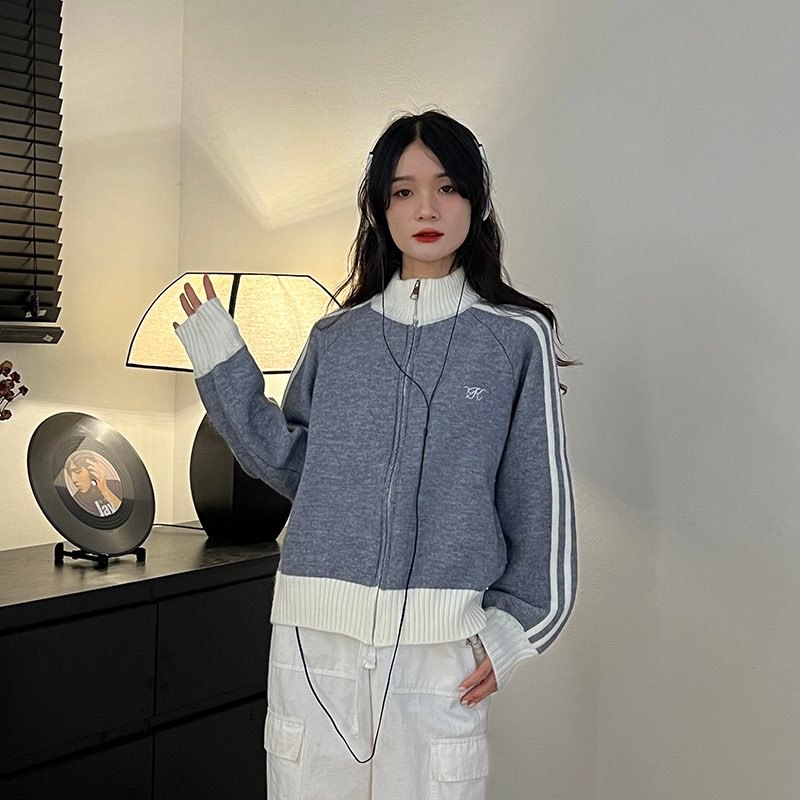 Áo sweater len khóa kéo phối viền sọc hai bên QC hot 2023