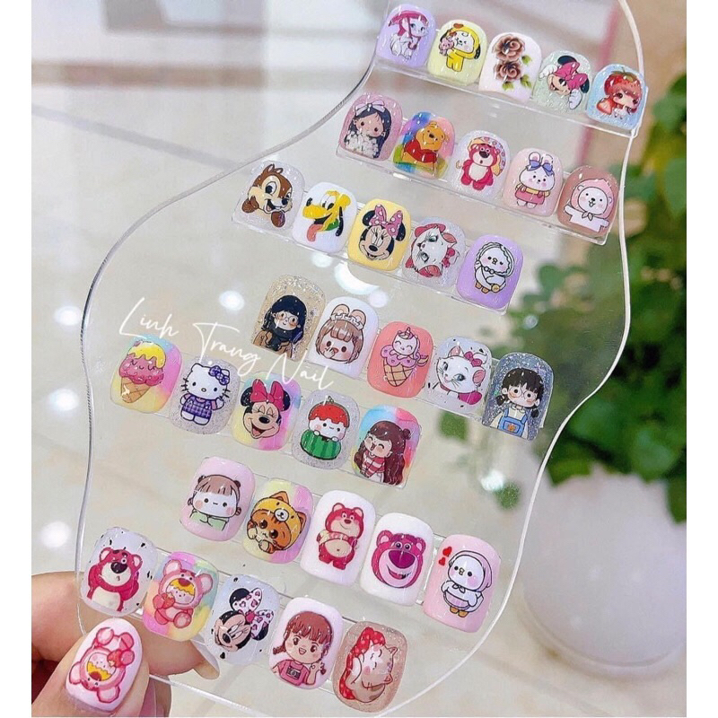 Bảng mica trưng mẫu đủ kích thước