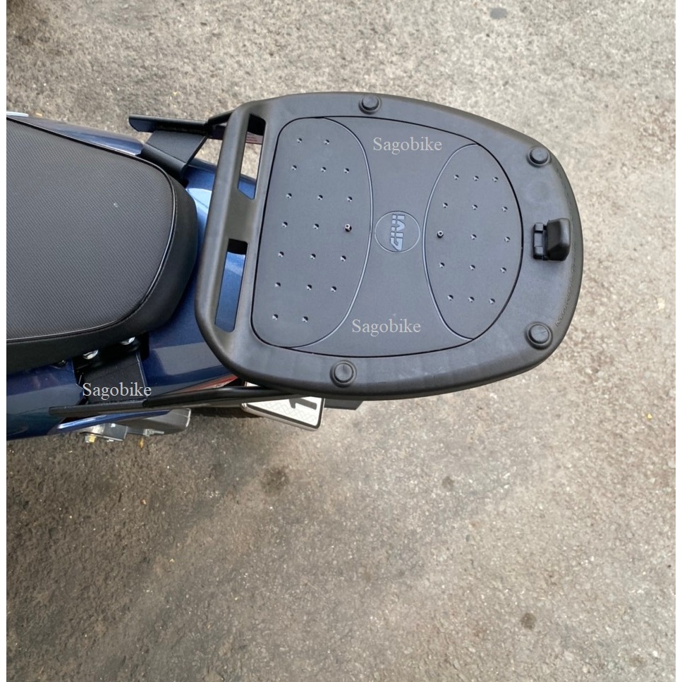 Thùng xe Future 125 , thùng givi B33N2M kèm đế, ốc gắn và baga Future 125 , hàng givi chính hãng, bảo hành 2 năm