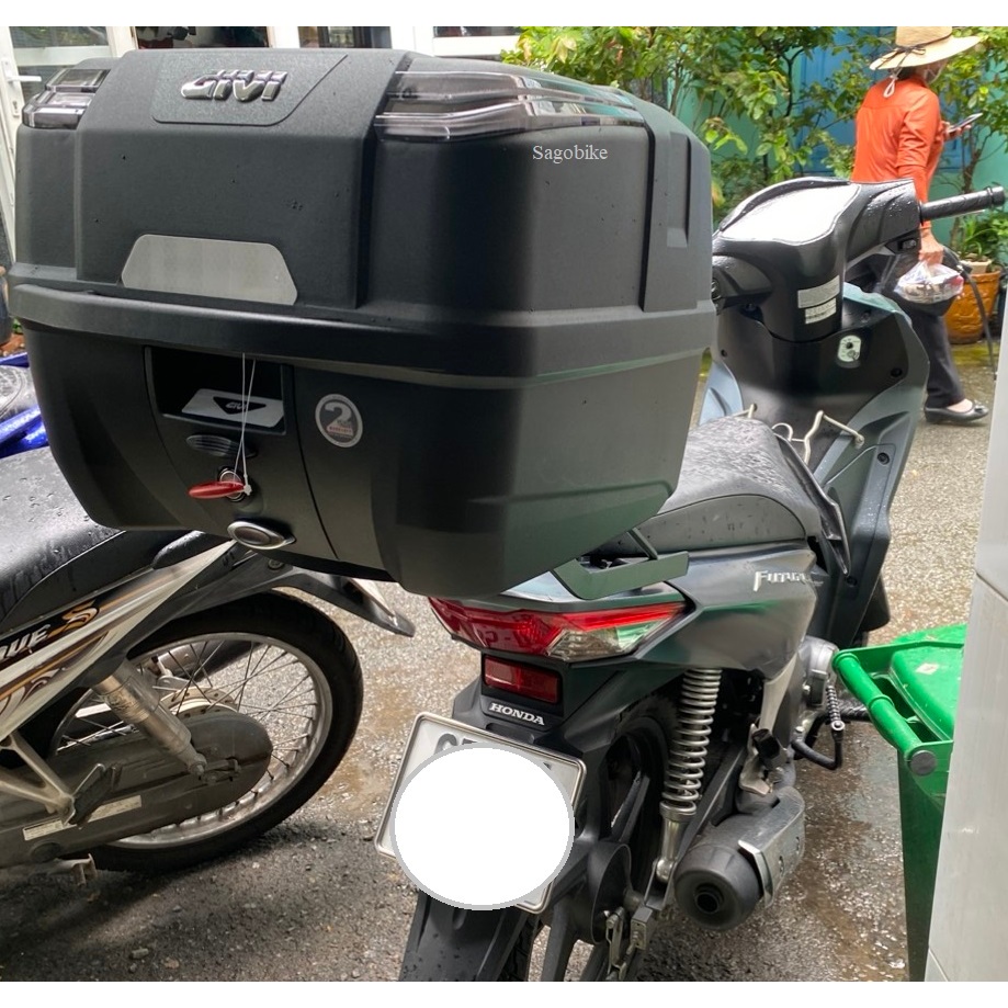 Thùng xe Future 125 , thùng givi B33N2M kèm đế, ốc gắn và baga Future 125 , hàng givi chính hãng, bảo hành 2 năm