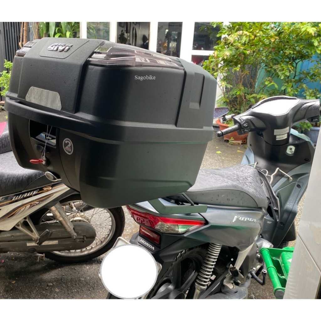 Thùng xe Future 125 , thùng givi B33N2M kèm đế, ốc gắn và baga Future 125 , hàng givi chính hãng, bảo hành 2 năm