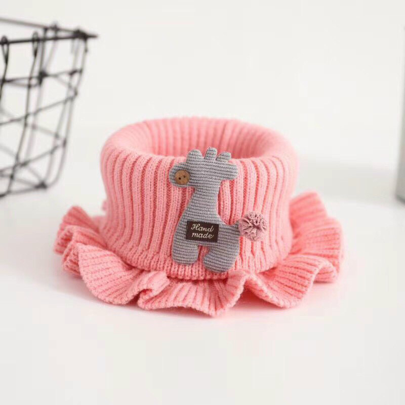 Khăn len ống cổ nhún gắn thú bông đáng yêu cho bé