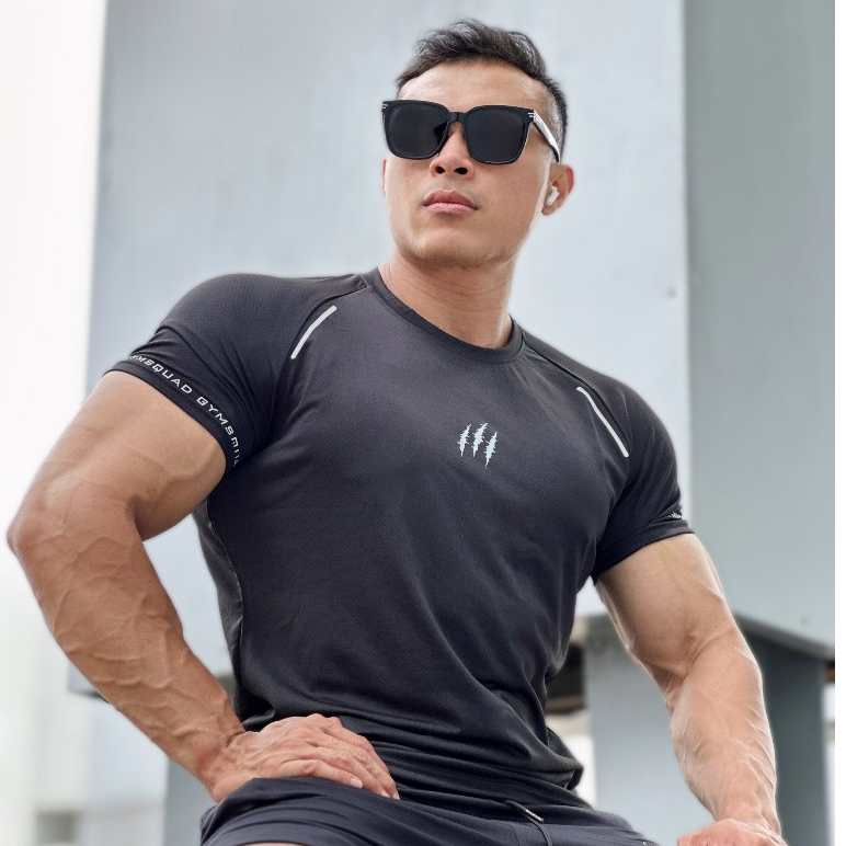 GYMSQUAD ÁO BODY MEN TẬP GYM CHẤT POLYESTER thoáng khí, co giãn 4 chiều