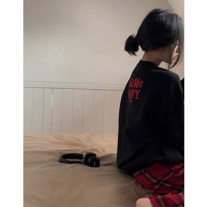 Áo Đen Tay Dài "Call Me Baby" - Quần Dài Caro Đỏ