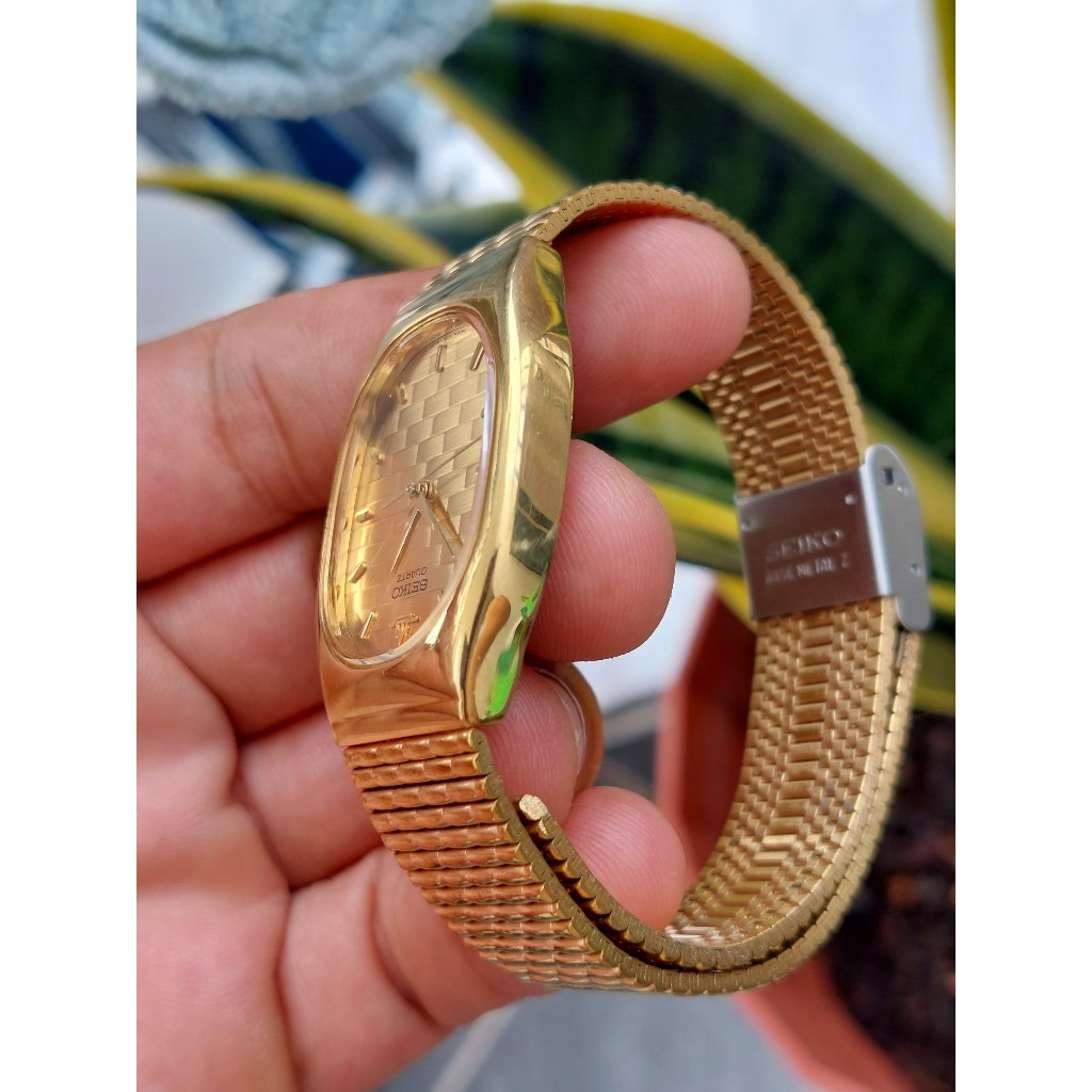 Đồng hồ nữ Seiko cao cấp mặt tank chạy pin hàng Si