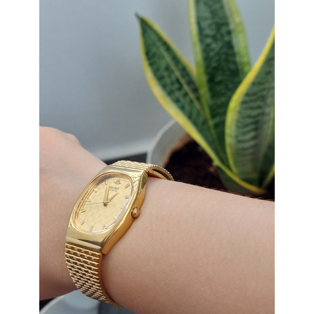 Đồng hồ nữ Seiko cao cấp mặt tank chạy pin hàng Si