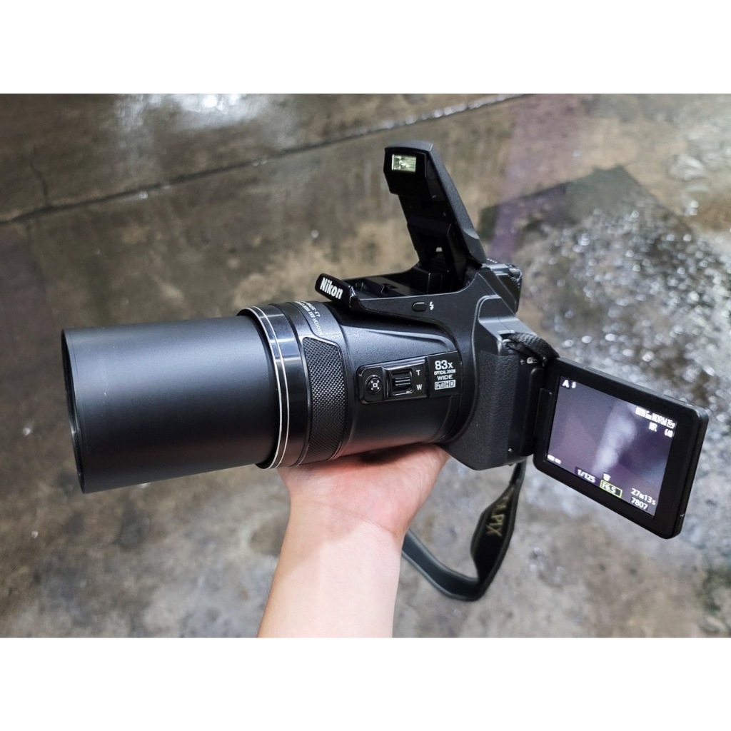 Máy ảnh Nikon P900 - SIêu zoom 83x - Quay Full HD 60fps - Wifi - Mới 90%