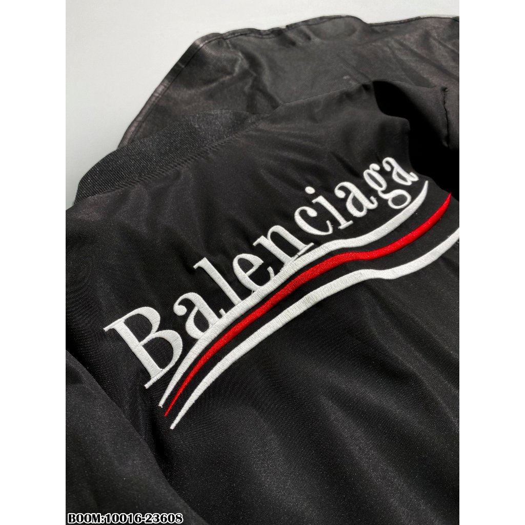 Áo Khoác Bomber Balenciaga Thêu Chữ 2 Mặt Trước Sau Màu Đen Bo Đen - bich_shop1807 10016
