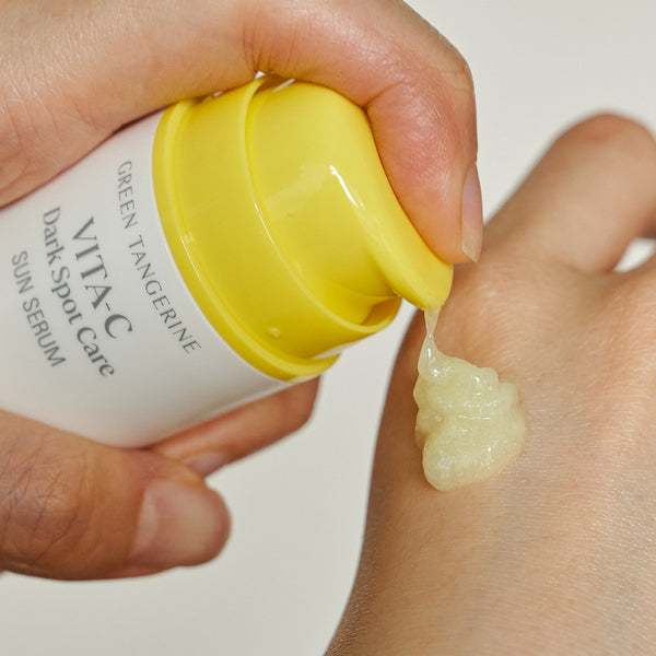 Tinh chất chống nắng Goodal Green Tangerine Vita-C Dark Spot Care Sun Serum 50ml