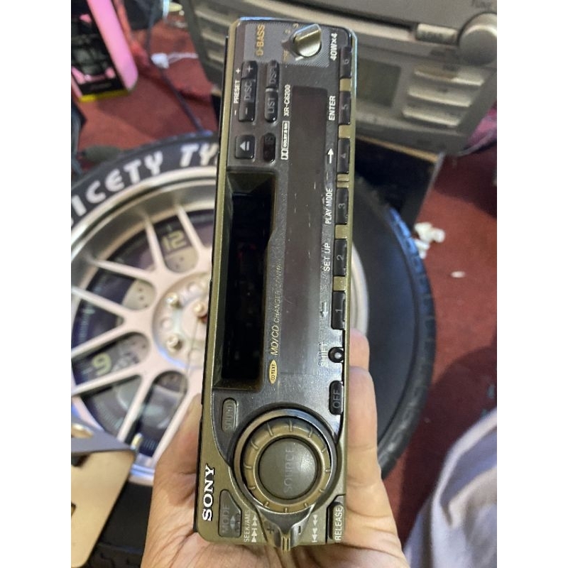 Máy phát nhạc liền Amply SONY XR-C6200. Tính năng : Tape/Aux/Out rca/In Rca.Radio.