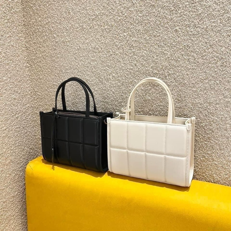 Túi trám sọc dáng vuông p3 dr0 mới 2023