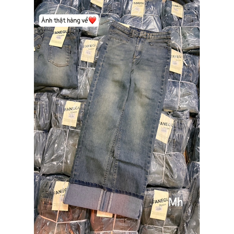 Quần jeans xuông gập gấu