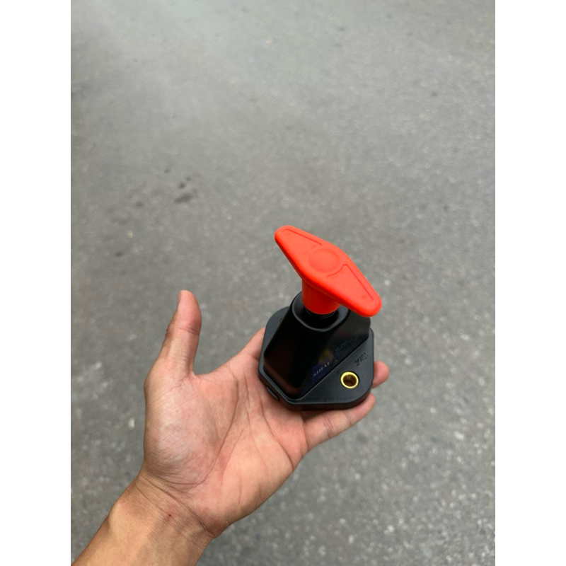 Cắt mát cơ, ngắt mát bình ac quy xe tải .