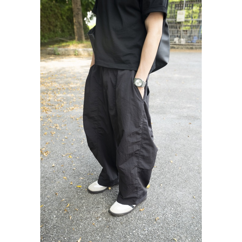 Wide-leg pants THEM               .