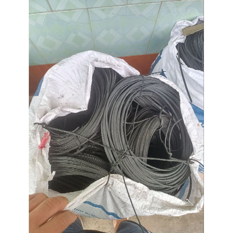 Dây thép bọc nhựa  buộc làm giàn 1kg