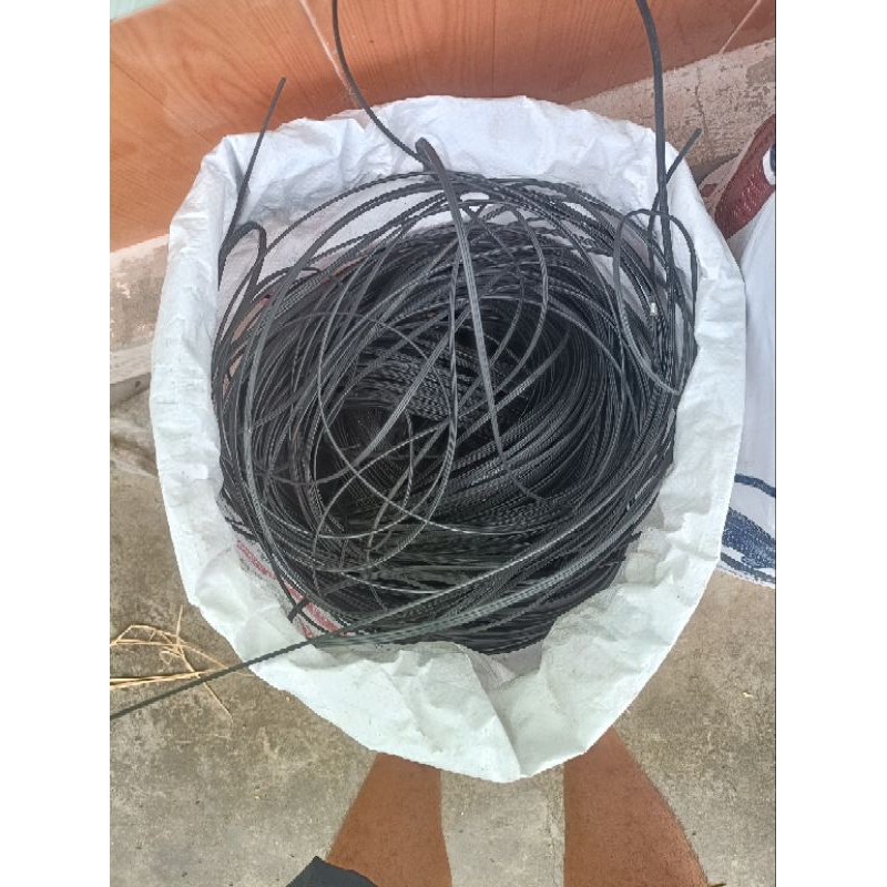 Dây thép bọc nhựa  buộc làm giàn 1kg