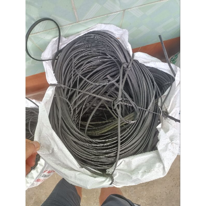 Dây thép bọc nhựa  buộc làm giàn 1kg