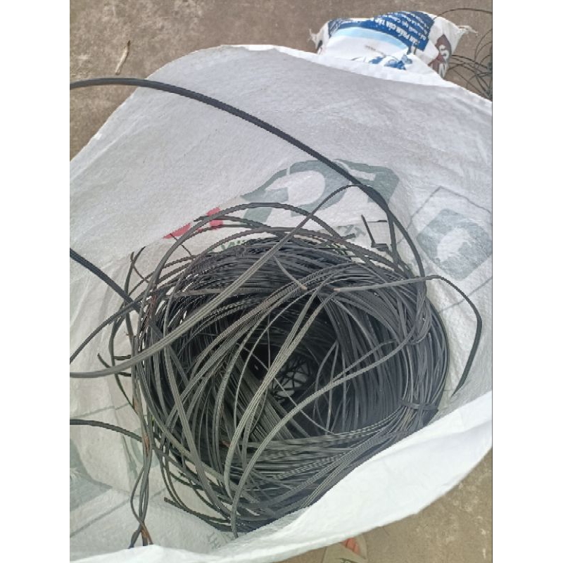 Dây thép bọc nhựa  buộc làm giàn 1kg