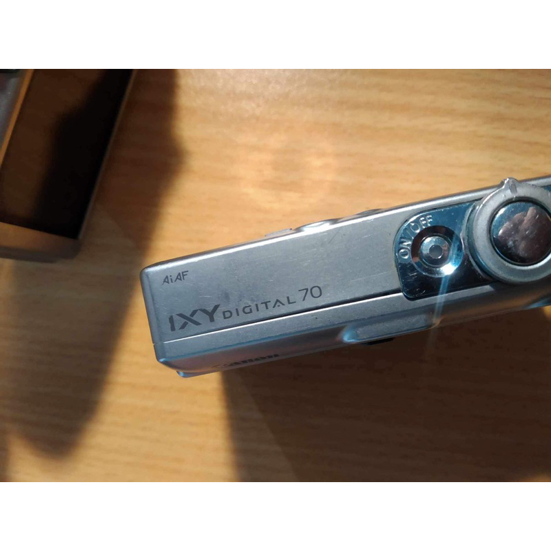 Máy ảnh Canon Digital 70 màu ảnh ám vàng nhẹ Vintage