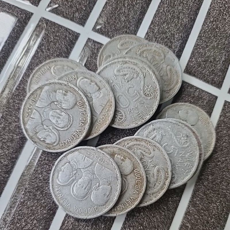 Sưu tập 50 xu 2 con rồng 3 cô gái năm 1953