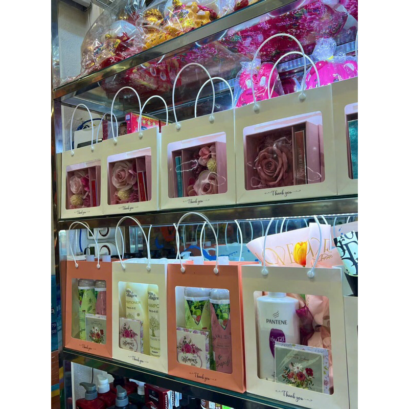 TÚI GIẤY MẶT KÍNH ĐỰNG BÓ HOA VÀ QUÀ TẶNG, TẶNG KÈM THỆP