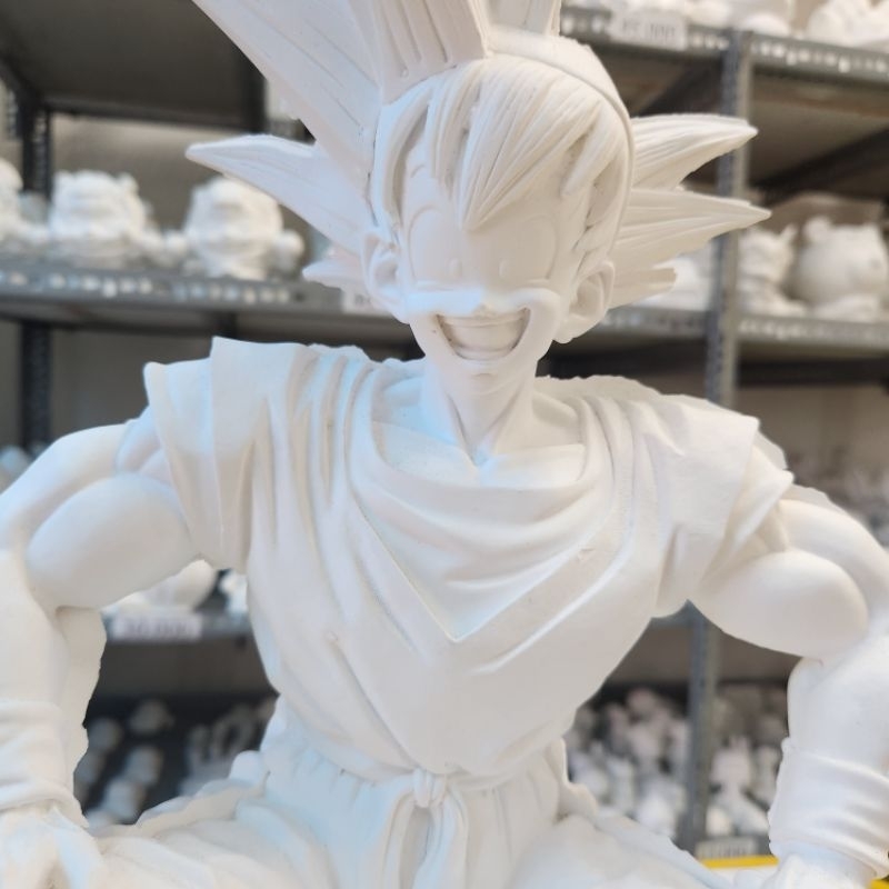 Tượng Thạch Cao Tô Màu Hình Songoku cưỡi cân đẩu vân cao 36cm