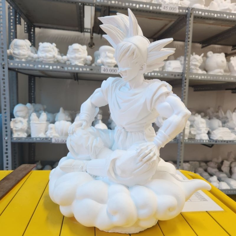 Tượng Thạch Cao Tô Màu Hình Songoku cưỡi cân đẩu vân cao 36cm
