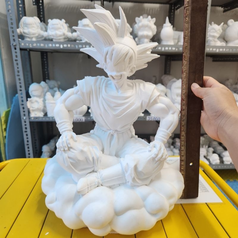 Tượng Thạch Cao Tô Màu Hình Songoku cưỡi cân đẩu vân cao 36cm