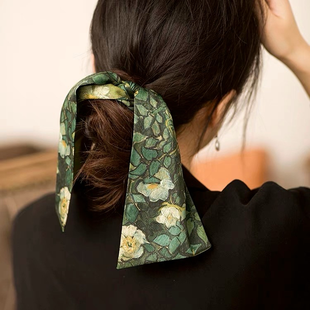 Dây buộc tóc scrunchie hoạ tiết Wild Roses Vangogh vải cotton lấp lánh