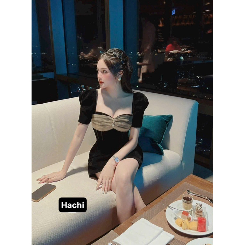 Đầm nhung phối lưới ngực xinh sang