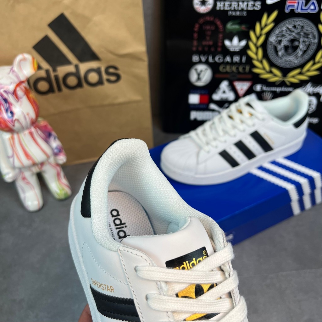 Giày thể thao _Adidas Superstar Màu Trắng 3 Sọc Đen Tem Vàng mũi sò bản S.cấp full size.full box.phụ kiện