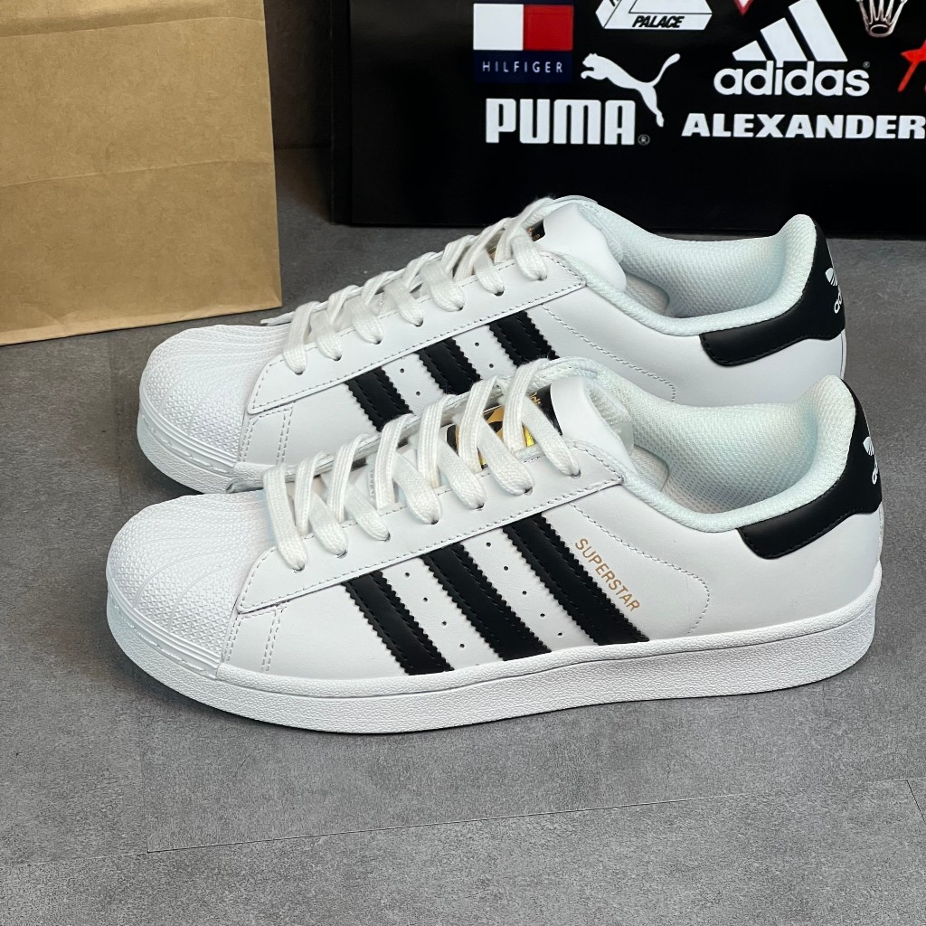 Giày thể thao _Adidas Superstar Màu Trắng 3 Sọc Đen Tem Vàng mũi sò bản S.cấp full size.full box.phụ kiện