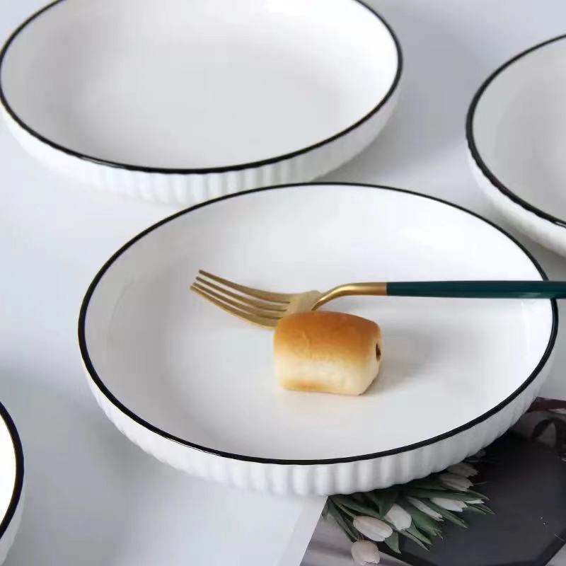 Đĩa sứ ăn cơm gia đình trắng viền đen sọc dọc sang trọng EVELYN B02