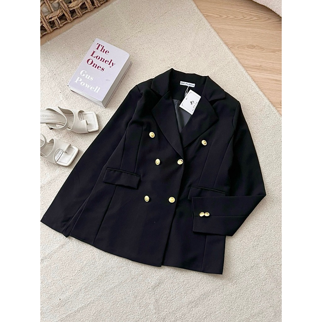 Áo blazer đen khuy đồng form rộng