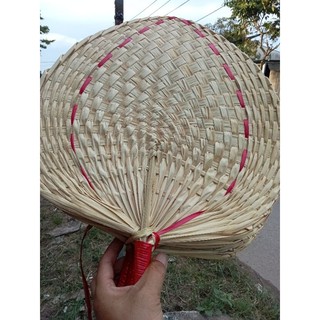Quạt nan đan thủ công