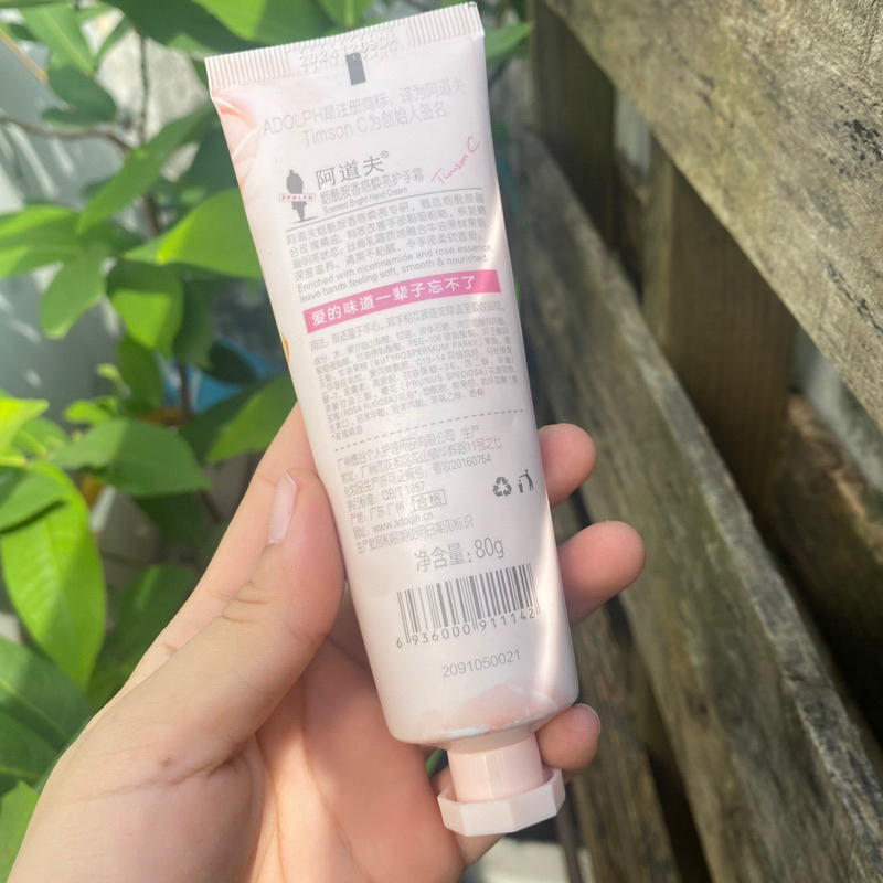 Kem dưỡng trắng da tay hoa Hồng Adolph