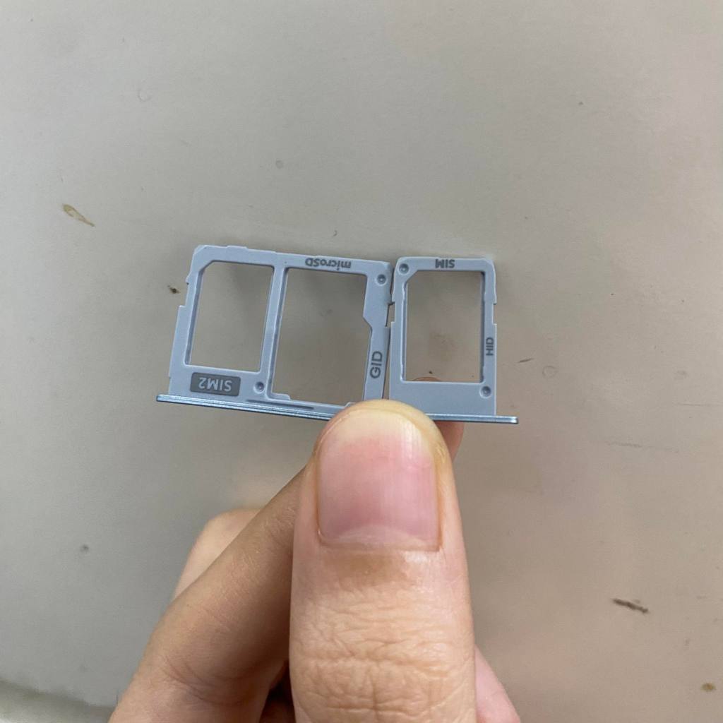 Khay sim Samsung J7 Pro