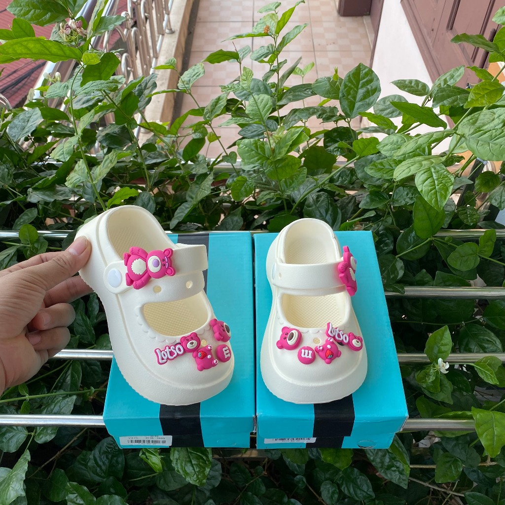 Dép Sục Gấu Dâu siêu nhẹ mã 2763C cho mẹ và bé đi cặp Quảng Châu cao cấp