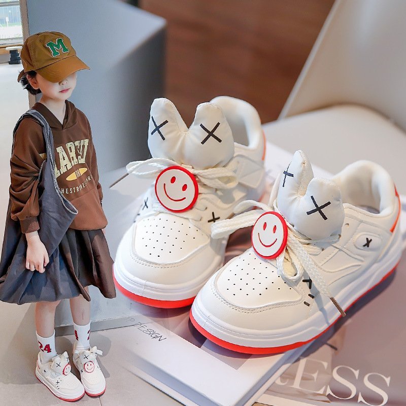 Giày thể thao đính Icon mã YY5503 QCCC cho bé trai bé gái từ 3 tuổi đến 15 tuổi