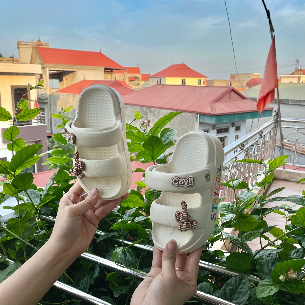 Dép Thỏ siêu nhẹ hai quai mã QN609D HOT 2023 QCCC cho bé từ 2 tuổi đến 15 tuổi