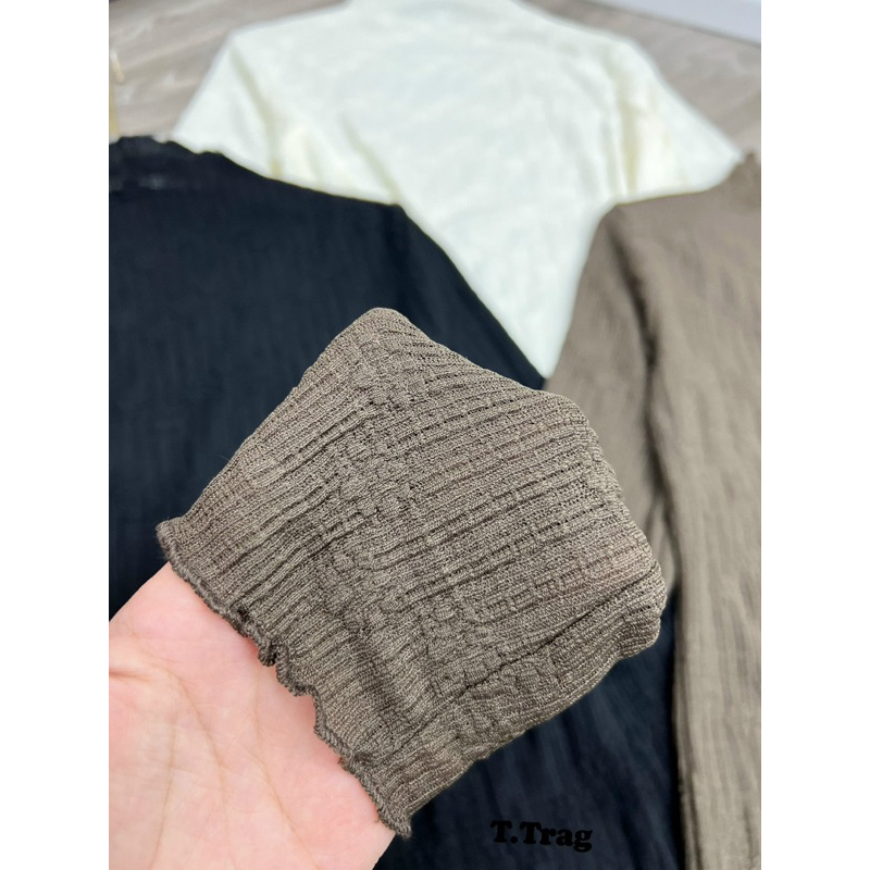 Áo Thun Ren Nữ Dài Tay Cổ Lọ Thêu Hoa Nhí Phối Váy Đầm Áo Gile Phong Cách Vintage Nhẹ Nhàng Điệu Đà Hàn Quốc