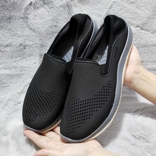 Giày nhựa đi mưa chống hôi chân Crocs Croslite Literide 360 slip on cho nam màu đen