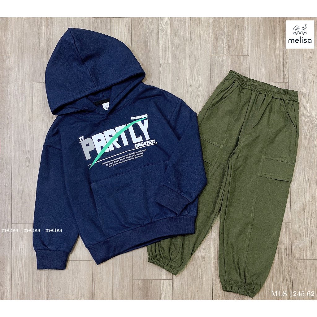 Bộ nỉ bé trai Melisa chữ PARTLY quần rêu