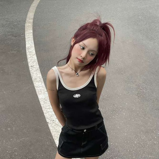 Áo Hai Dây TWENTI Thun Gân Logo In Nổi