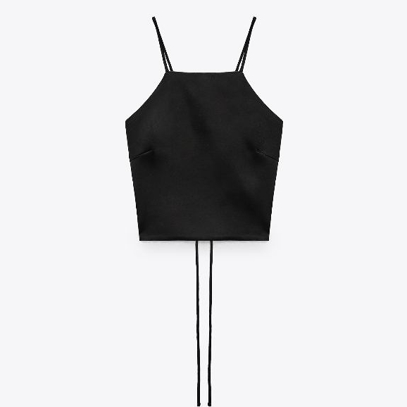 Áo Zarra từ 50kg đổ lại vừa, áo đan dây chéo sau lưng, giúp khoe lưng trần quyến rũ