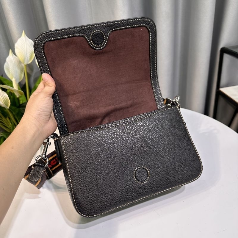 Túi chéo Coach Logan Messenger