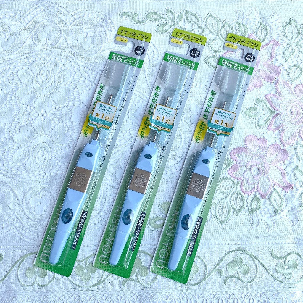 BÀN CHẢI ĐÁNH RĂNG ION MỚI KISS YOU xếp hạng số 1 tại Cosme Nhật Bản