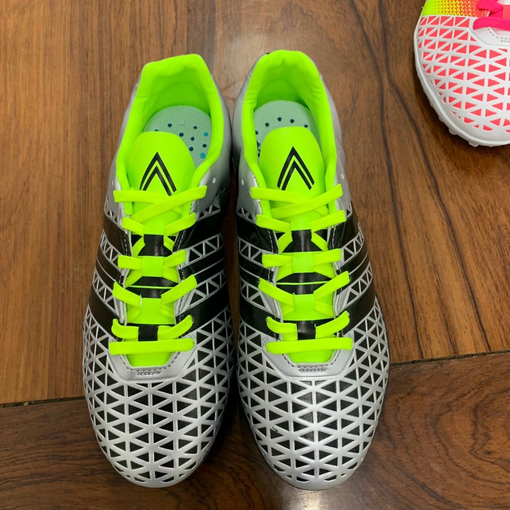 GIày bóng đá ba sọc CT3 Phiên bản ACE siêu đẹp,mới ra mắt CỰC HOT